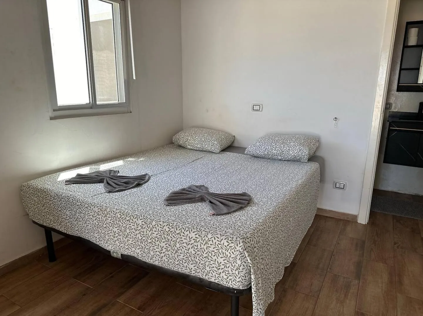 Casa Tud Dret - By Bobbywashere سال راي شقة